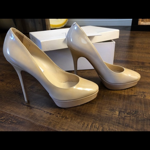 Jimmy Choo nude pumps - Picture 2 of 6
